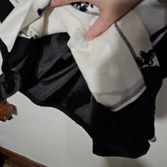 NWOT T Tahari Abstract Sleeveless Knee Length Bodycon Dress Size 2 XS - Picture 7 of 9